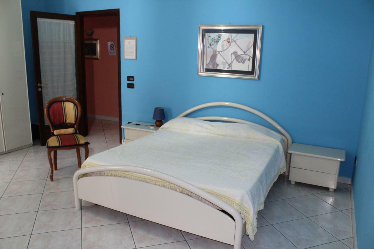 B&B L'Acchiatura Lecce Kamer foto